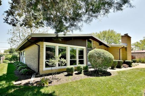133 N Highview Ave, Addison, IL 60101 photo 2