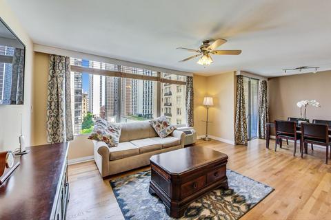 71 E Division St #803, Chicago, IL 60610 photo 7