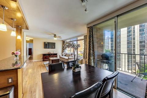 71 E Division St #803, Chicago, IL 60610 photo 12