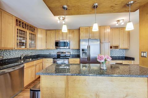 71 E Division St #803, Chicago, IL 60610 photo 13