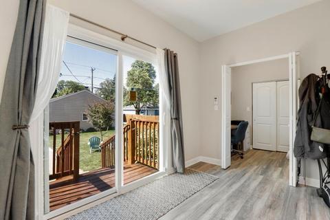 1409 E Walnut Ave, Des Plaines, IL 60016 photo 27