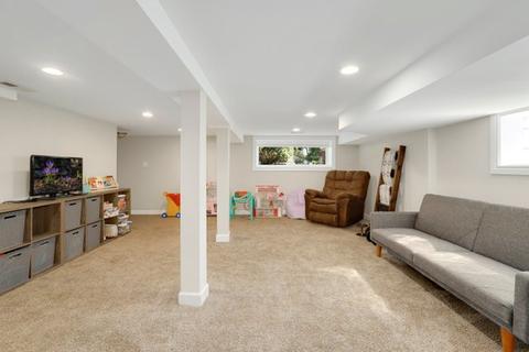 1409 E Walnut Ave, Des Plaines, IL 60016 photo 38