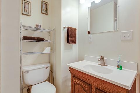 5805 Bunny Ave, Mchenry, IL 60051 photo 10