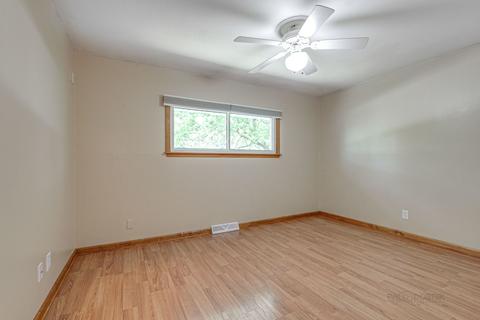 5805 Bunny Ave, Mchenry, IL 60051 photo 8