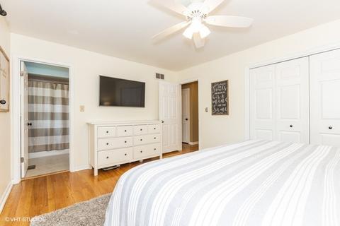 1441 Killdeer Dr, Naperville, IL 60565 photo 9