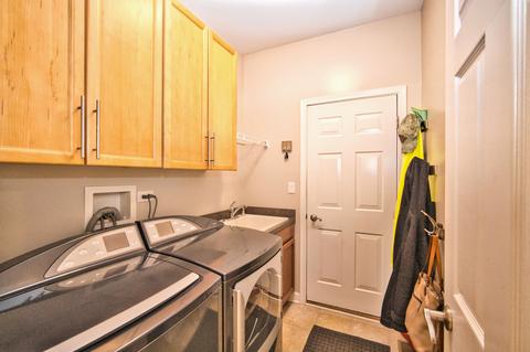 3079 Chalkstone Ave, Elgin, IL 60124 photo 11