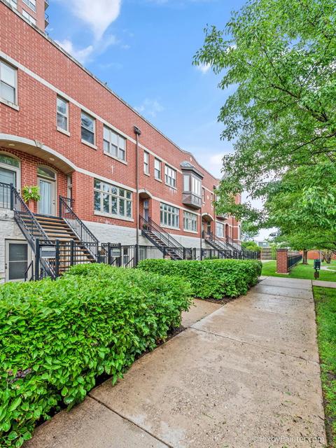 318 E 18th St, Chicago, IL 60616 photo 2