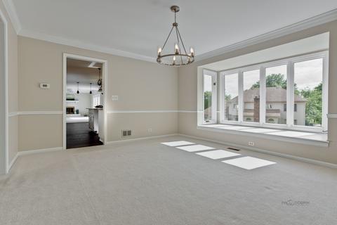 3880 Bernay Ln, Hoffman Estates, IL 60192 photo 10
