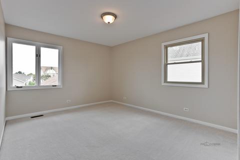 3880 Bernay Ln, Hoffman Estates, IL 60192 photo 31
