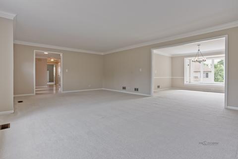3880 Bernay Ln, Hoffman Estates, IL 60192 photo 8