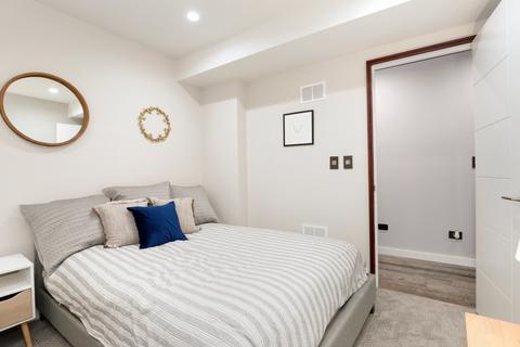 4222 N Whipple St, Chicago, IL 60618 photo 41