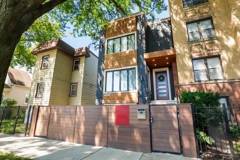 4222 N Whipple St, Chicago, IL 60618 photo 2
