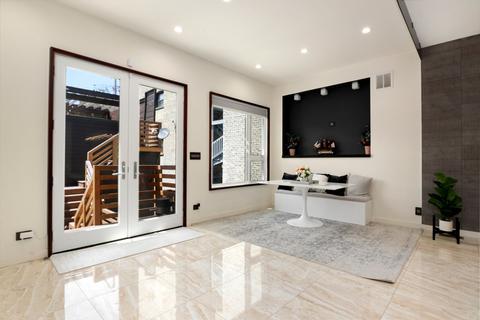 4222 N Whipple St, Chicago, IL 60618 photo 18
