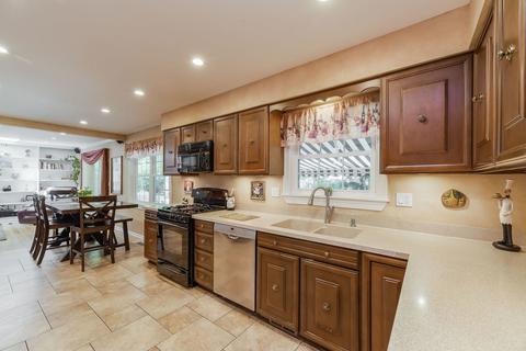 1516 Killdeer Dr, Naperville, IL 60565 photo 7