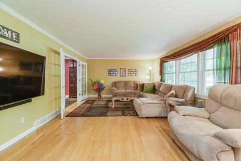 1516 Killdeer Dr, Naperville, IL 60565 photo 4