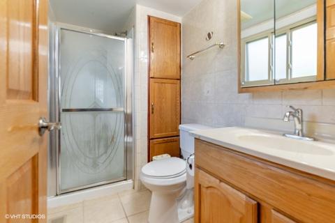 1350 Devonshire Ln, Hoffman Estates, IL 60169 photo 14