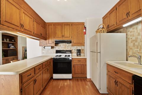 14 Willow Trl, Wheeling, IL 60090 photo 10