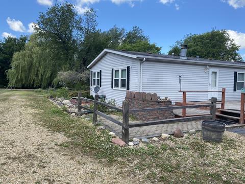 954 Melugins Grove Rd, Compton, IL 61318 photo 4