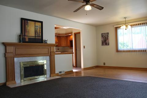 226 Dorsetshire Dr, Steger, IL 60475 photo 3