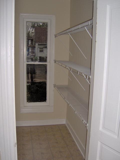 486 Ashland Ave, Elgin, IL 60123 photo 9