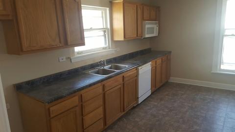 486 Ashland Ave, Elgin, IL 60123 photo 11