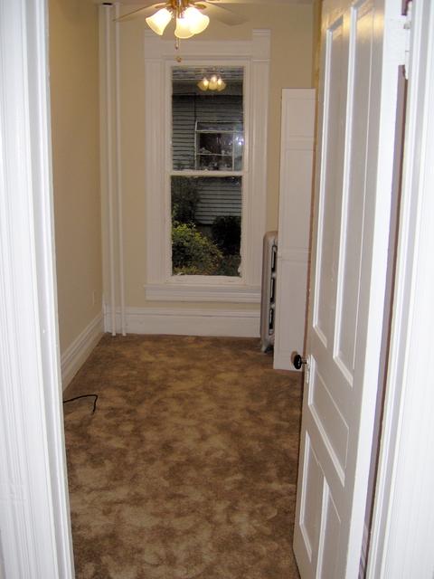 486 Ashland Ave, Elgin, IL 60123 photo 8