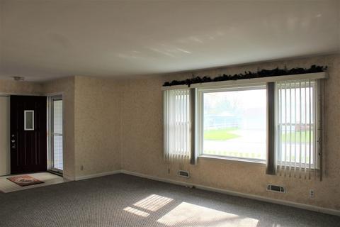 500 S Jackson St, Morrison, IL 61270 photo 3