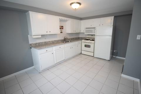 8504 45th Pl #GB, Lyons, IL 60534 photo 7