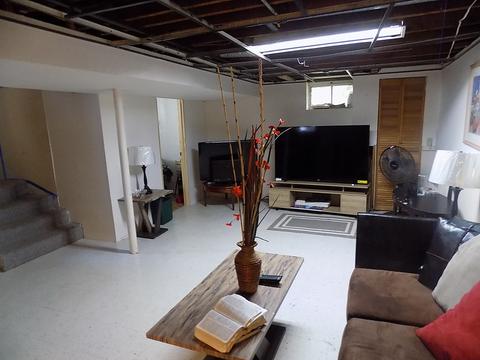 17618 Community St, Lansing, IL 60438 photo 17