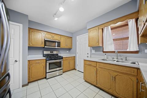 8740 45th Pl, Lyons, IL 60534 photo 11