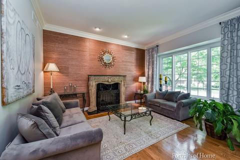 816 S Wright St, Naperville, IL 60540 photo 4