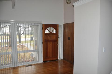 504 Michael Mnr, Glenview, IL 60025 photo 2