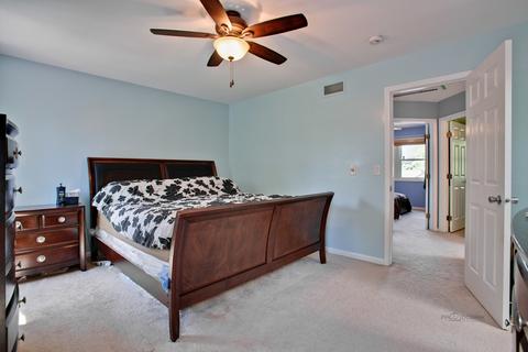 1381 Northgate Dr, Bartlett, IL 60103 photo 15