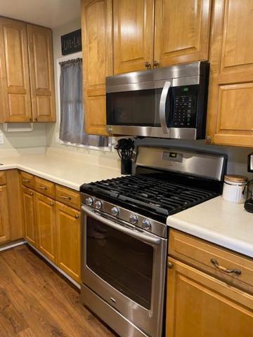 114 S Main St, Seneca, IL 61360 photo 9