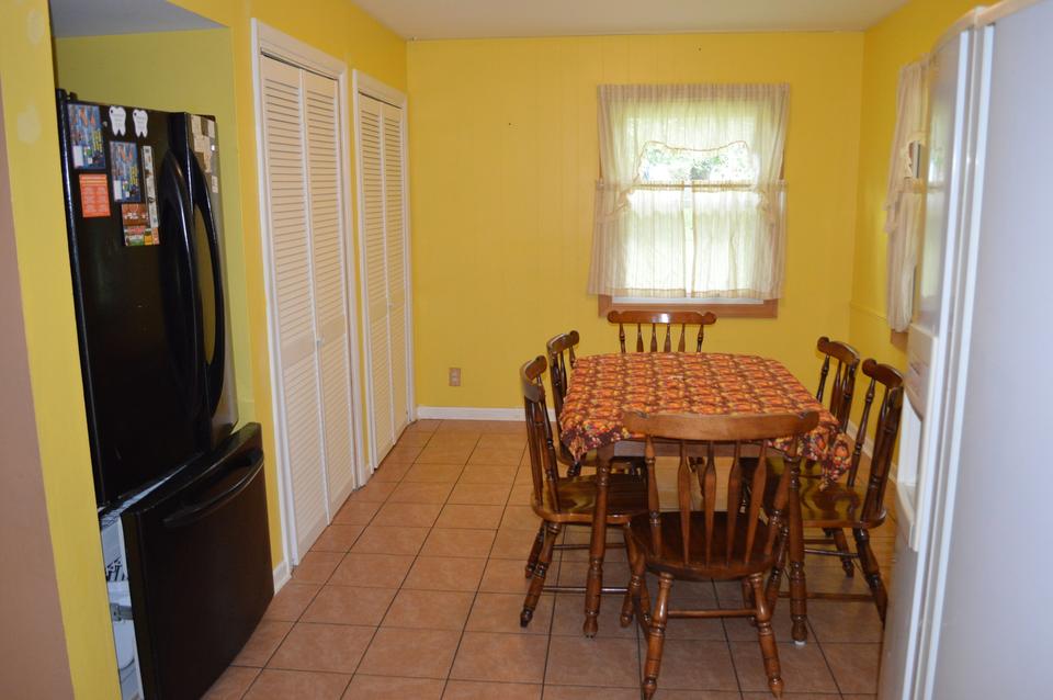  910 Rosewood Ct, Carpentersville, IL 60110 photo 9
