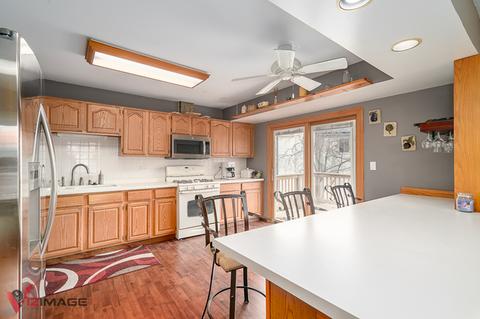 976 S Chippendale Dr, Bartlett, IL 60103 photo 9