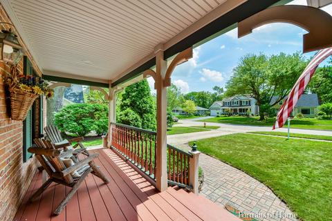 1827 E Illinois St, Wheaton, IL 60187 photo 4