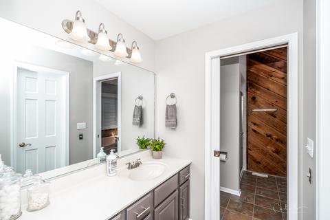 401 Greens View Dr, Algonquin, IL 60102 photo 16