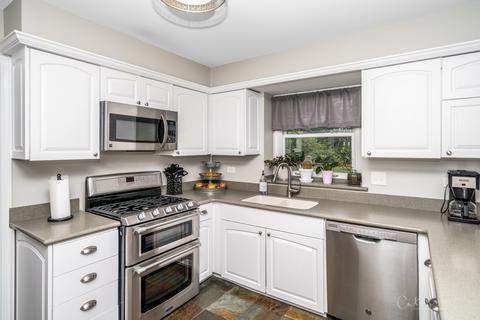 401 Greens View Dr, Algonquin, IL 60102 photo 7