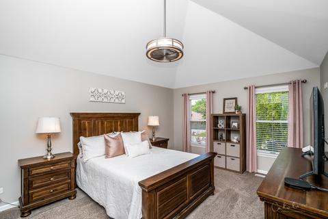 401 Greens View Dr, Algonquin, IL 60102 photo 13