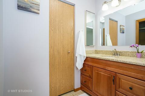 207 Walters Ln #2A, Itasca, IL 60143 photo 12