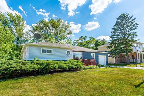85 Chandler Ln, Hoffman Estates, IL 60169 photo 3