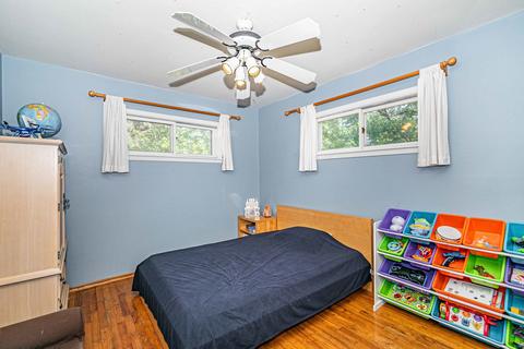 85 Chandler Ln, Hoffman Estates, IL 60169 photo 14