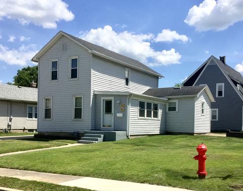 1828 11th St, Peru, IL 61354 photo 1