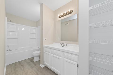 2736 Preston Ct, Aurora, IL 60502 photo 11