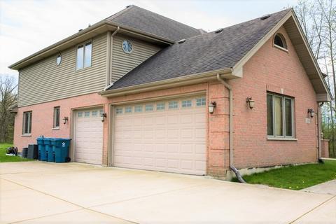 308 Royal Oak Dr, Steger, IL 60475 photo 32