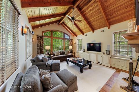 754 Normandy Ln, Glenview, IL 60025 photo 15