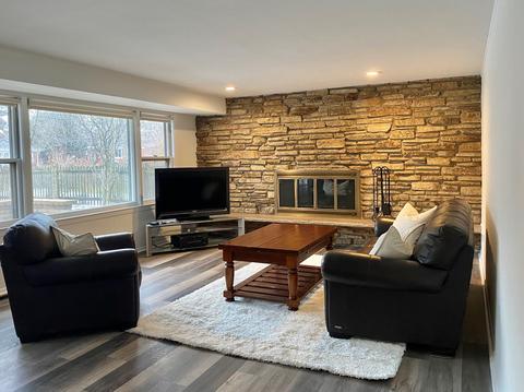 808 S Maple St, Mount Prospect, IL 60056 photo 7
