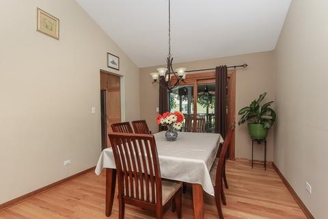 415 Church Ct, Bartlett, IL 60103 photo 5