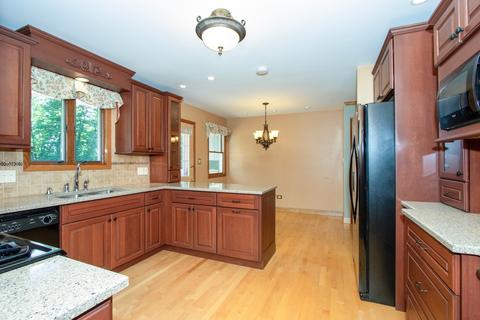 6601 Chickaloon Dr, Mchenry, IL 60050 photo 3